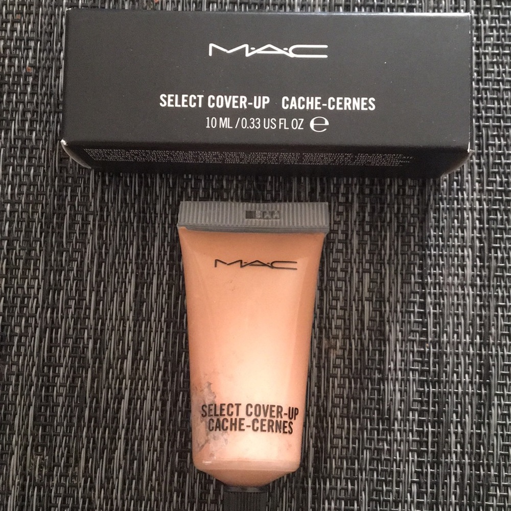 Mac concealer